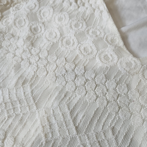 Lace Crop Top Size M - Picture 5 of 7